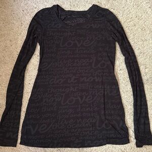 Lululemon SHEER long Sleeve tshirt. Size 6.